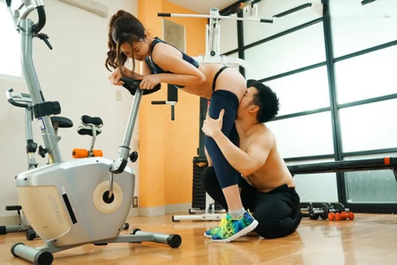 Xin anh xã đi tập gym, người vợ vụng trộm với anh pt