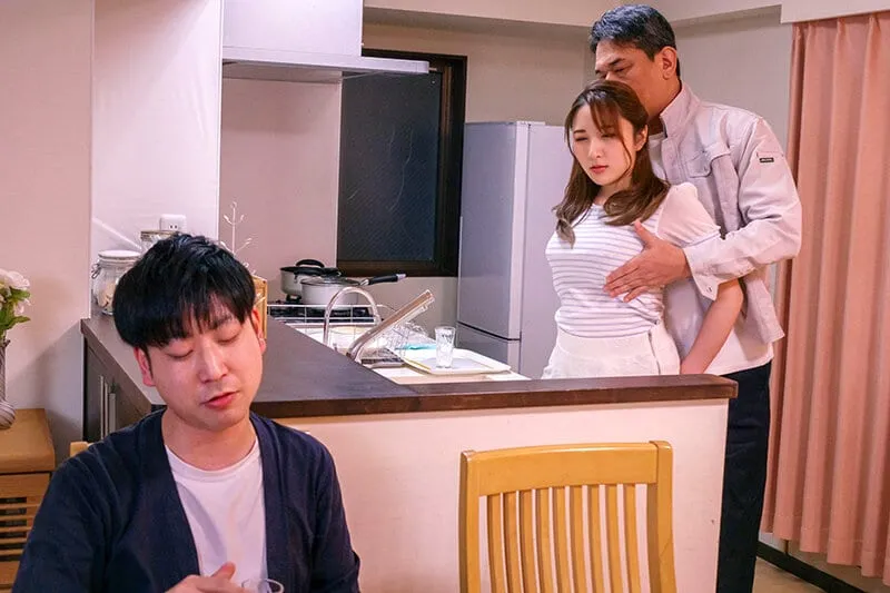 Chồng yêu hiền không đáp ứng đủ chuyện chăn gối, cô vợ chết mê trước gã nhà kề bên dân chơi